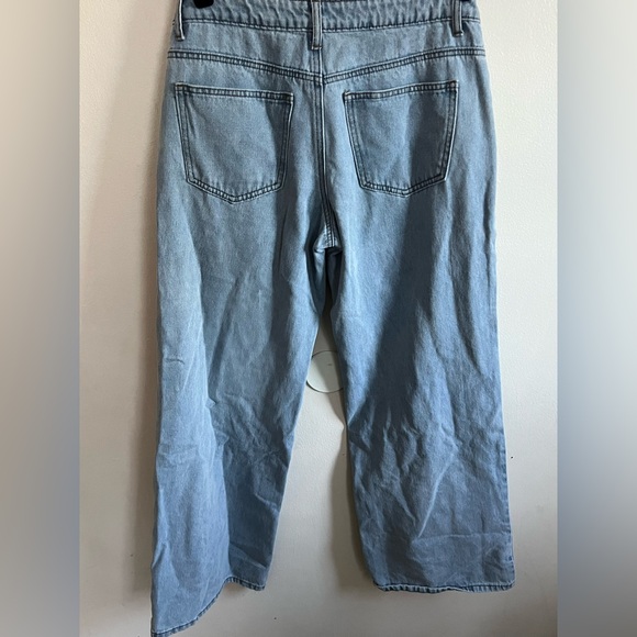 edikted Raelynn light washeds low rise baggy wide leg jeans size medium - Picture 5 of 6